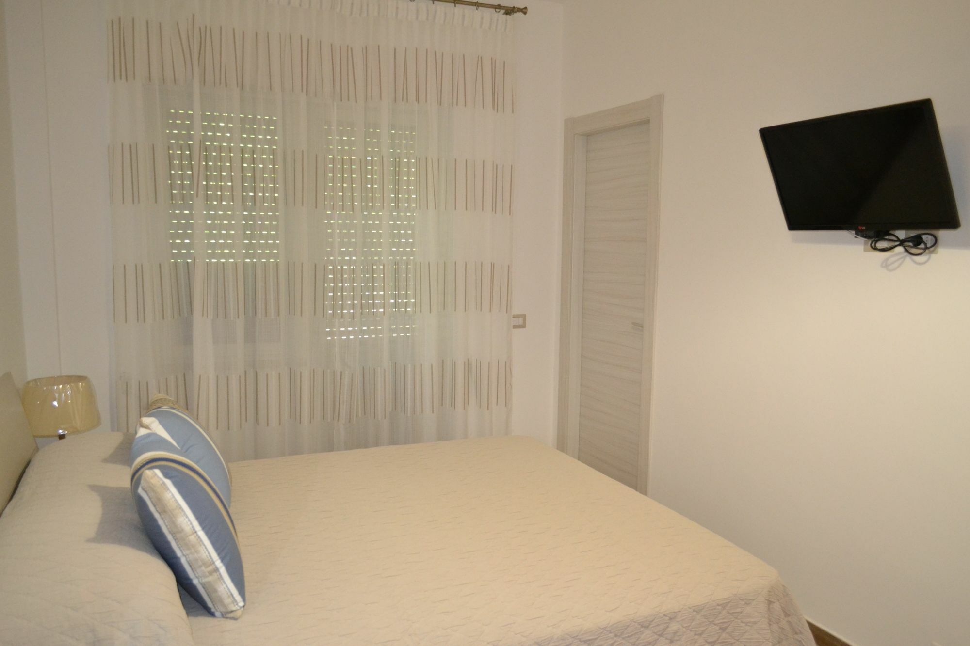 B&B Lineablu Формия Экстерьер фото