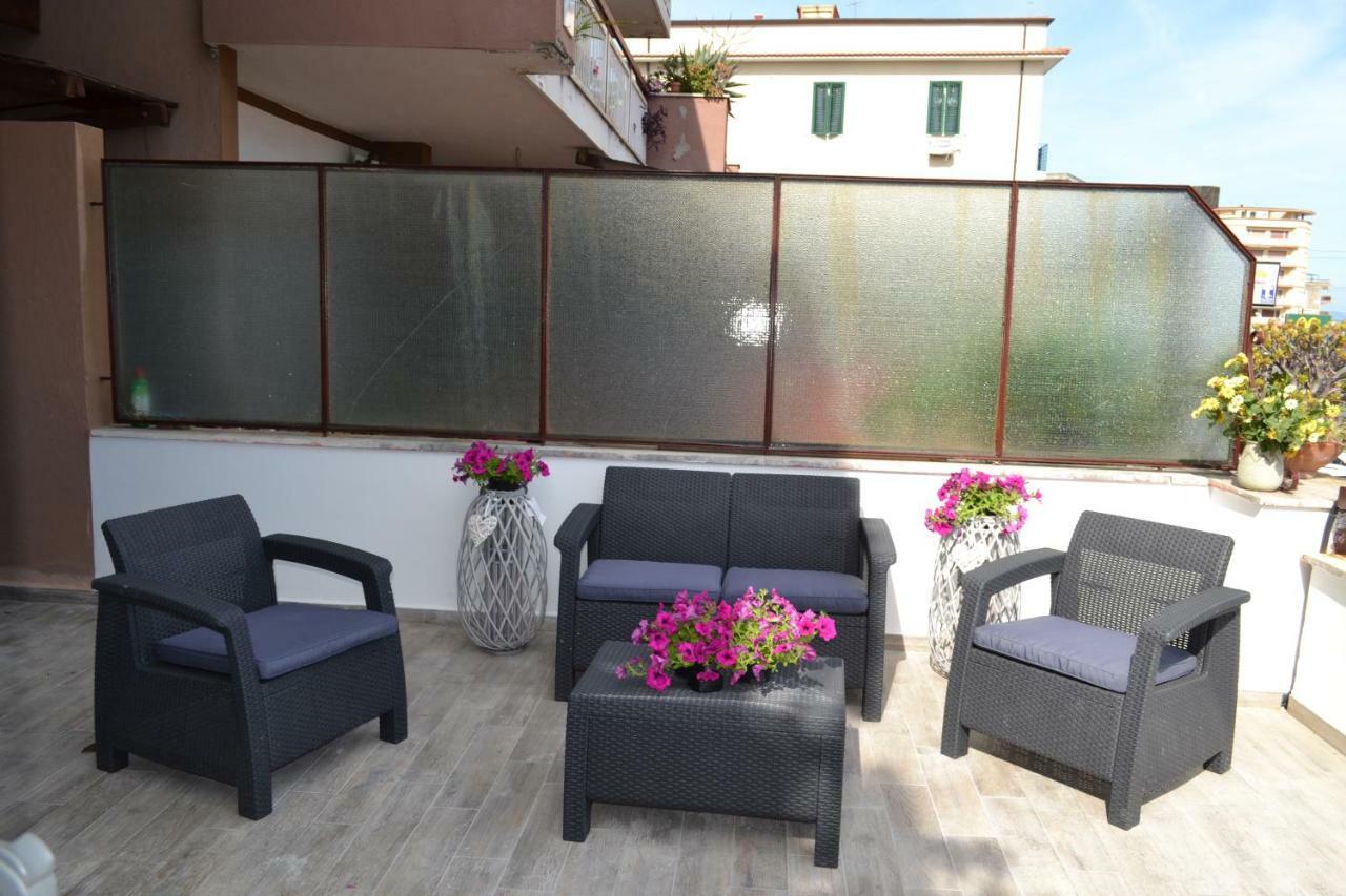 B&B Lineablu Формия Экстерьер фото
