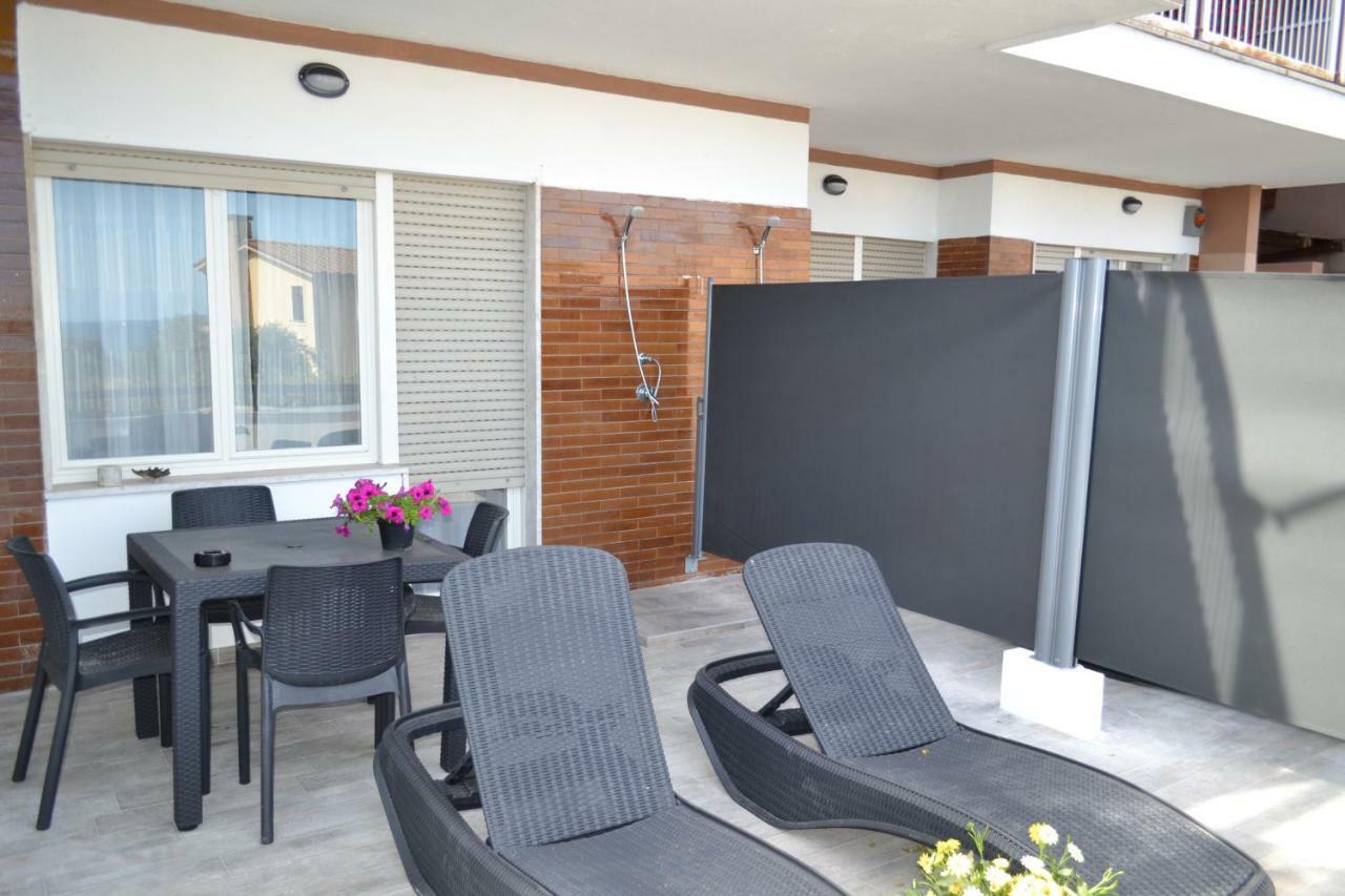 B&B Lineablu Формия Экстерьер фото
