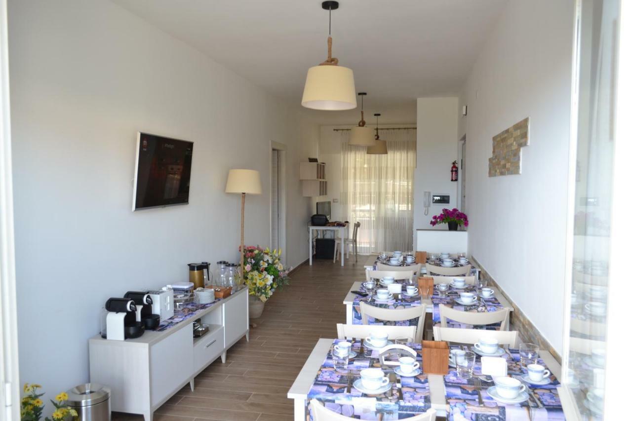B&B Lineablu Формия Экстерьер фото
