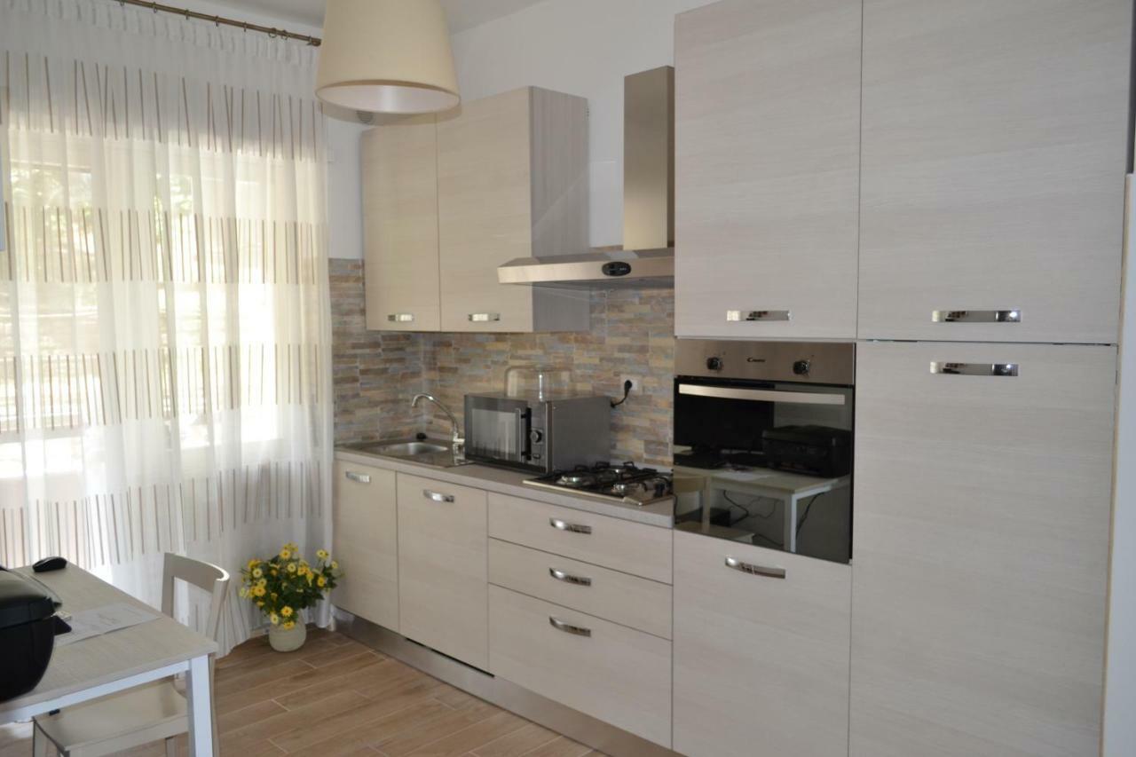 B&B Lineablu Формия Экстерьер фото